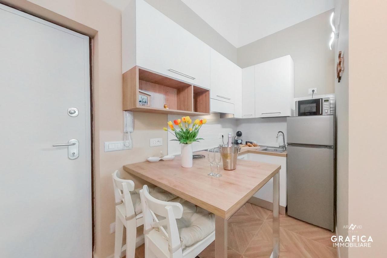 Ameli Home Luxury Apartment Taranto Exterior foto