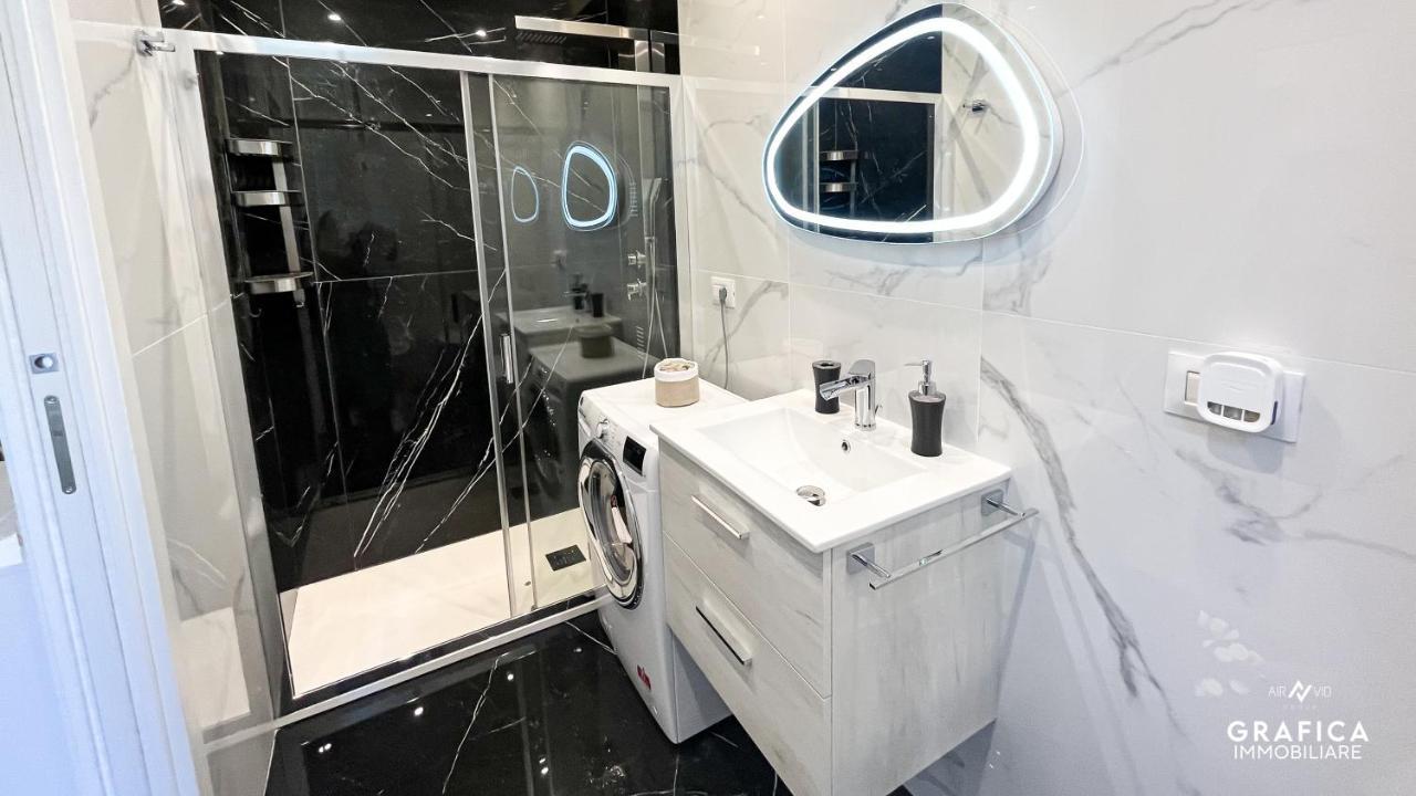 Ameli Home Luxury Apartment Taranto Exterior foto